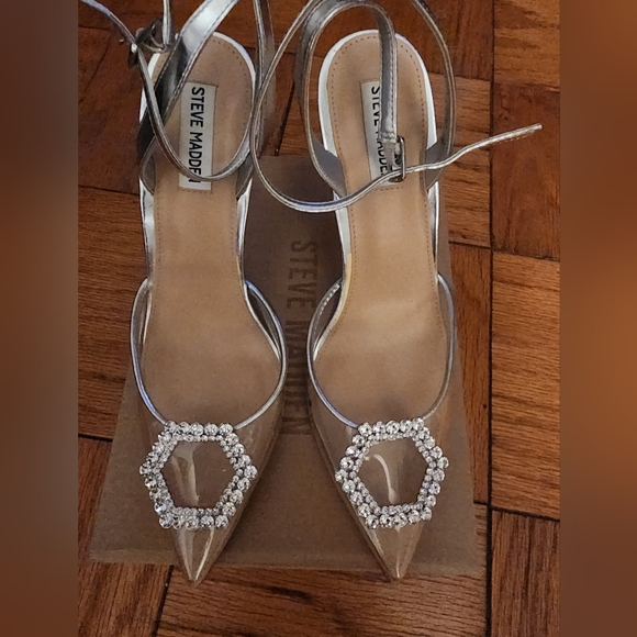 Amory Rhinestone Heel - Picture 2 of 9